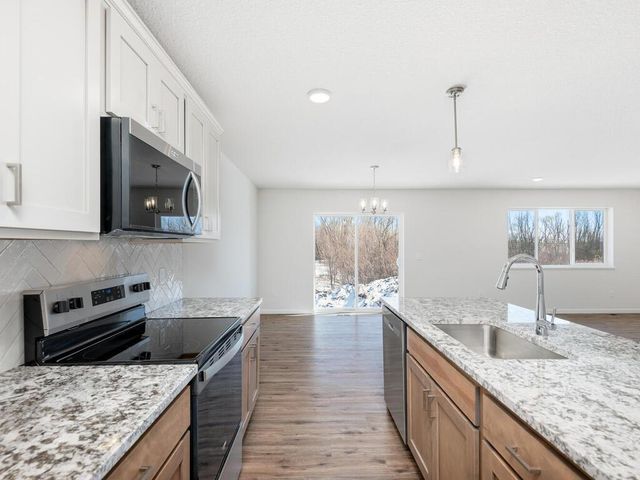 501 Tanner Drive, Waverly, MN 55390