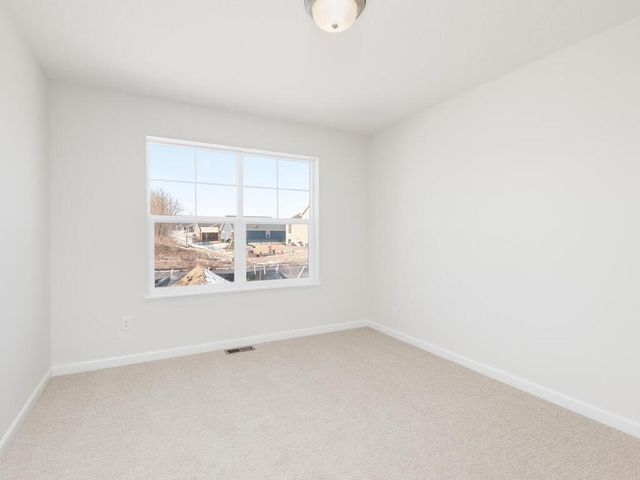 501 Tanner Drive, Waverly, MN 55390