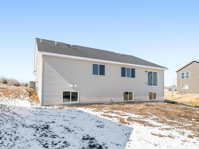 501 Tanner Drive, Waverly, MN 55390