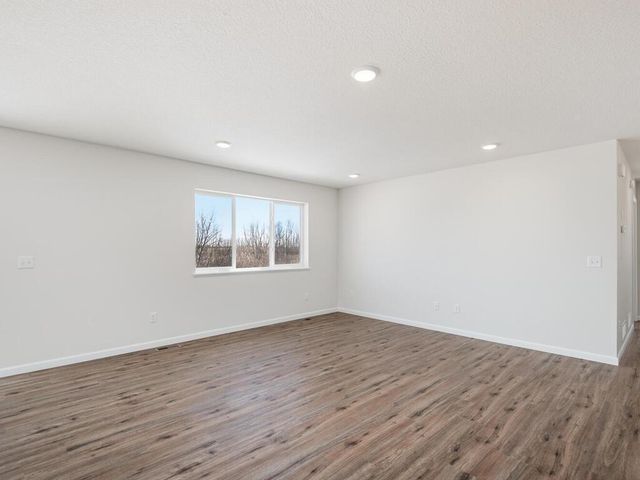 501 Tanner Drive, Waverly, MN 55390