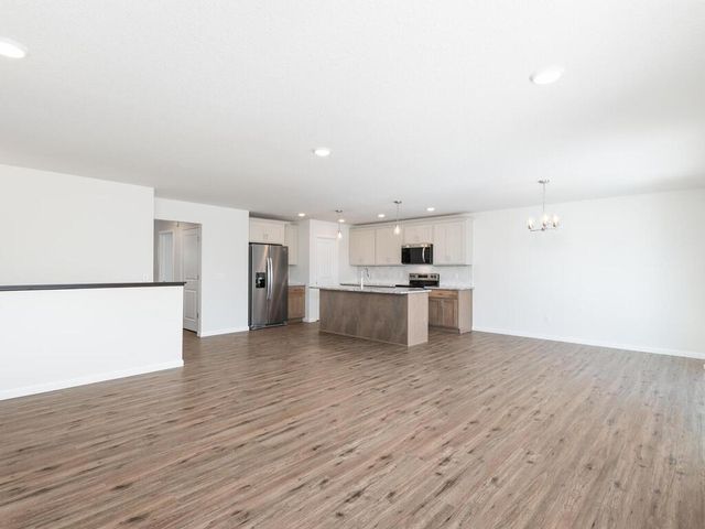 501 Tanner Drive, Waverly, MN 55390