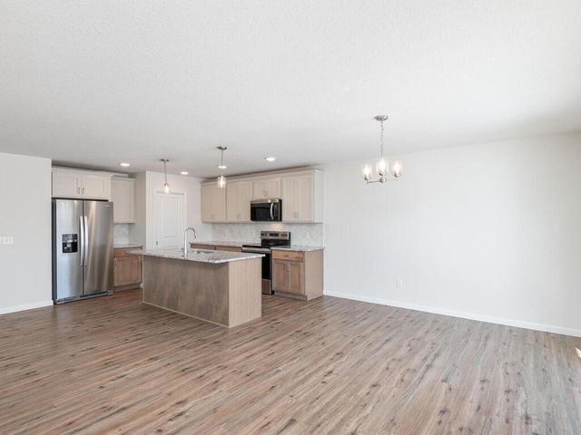 501 Tanner Drive, Waverly, MN 55390