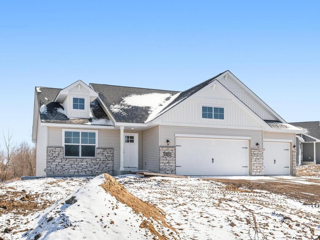 501 Tanner Drive, Waverly, MN 55390