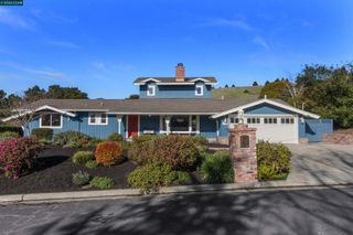 131 Donald Dr, Moraga, CA 94556