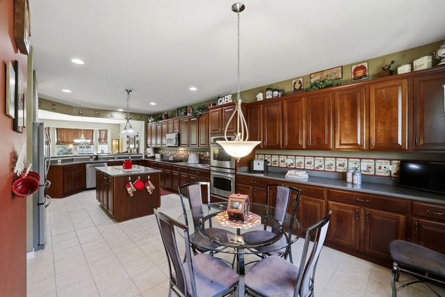 12856 Tahoe Drive, Huntley, IL 60142
