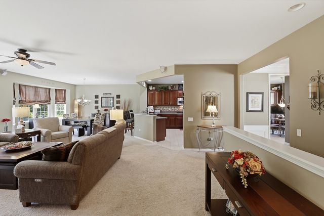 12856 Tahoe Drive, Huntley, IL 60142