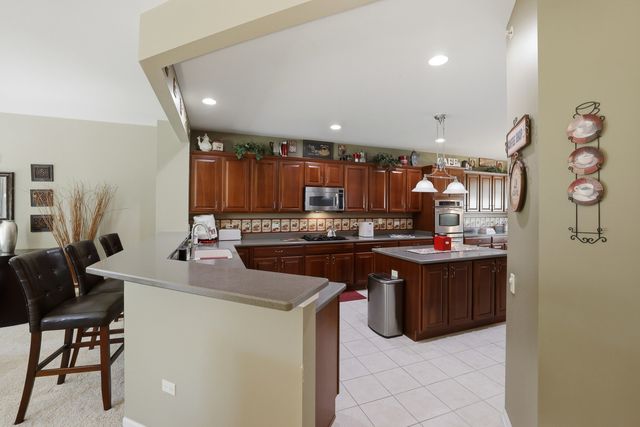 12856 Tahoe Drive, Huntley, IL 60142