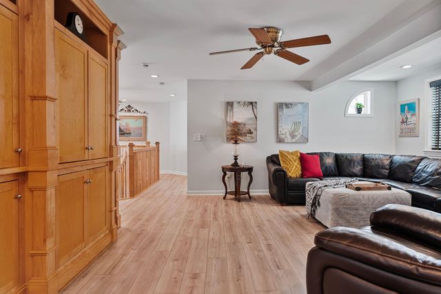 7-11 Redman Street, Hampton, NH 03842