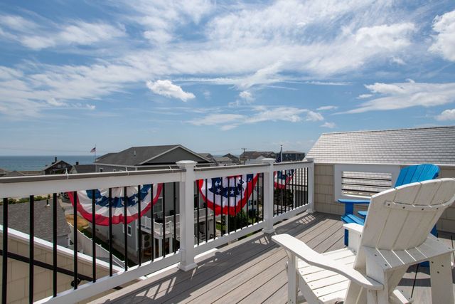 7-11 Redman Street, Hampton, NH 03842