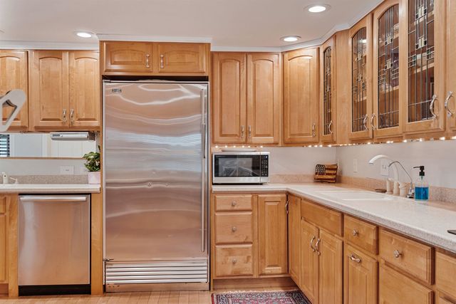 7-11 Redman Street, Hampton, NH 03842