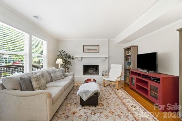 8211 Mahogany Drive, Charlotte, NC 28227