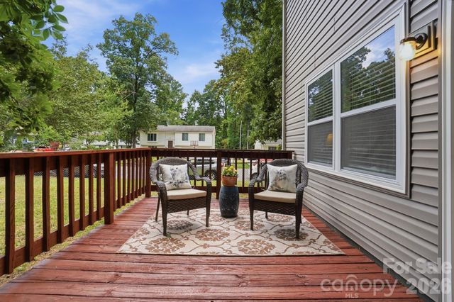 8211 Mahogany Drive, Charlotte, NC 28227