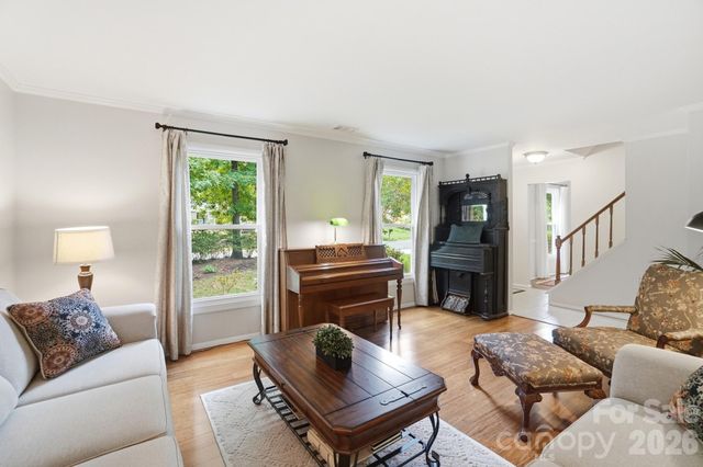 8211 Mahogany Drive, Charlotte, NC 28227