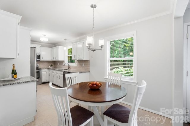 8211 Mahogany Drive, Charlotte, NC 28227