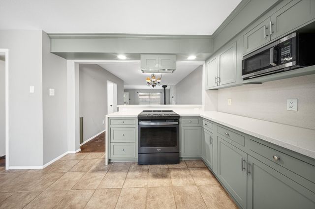 5814 Langfield Road 5814, Houston, TX 77092