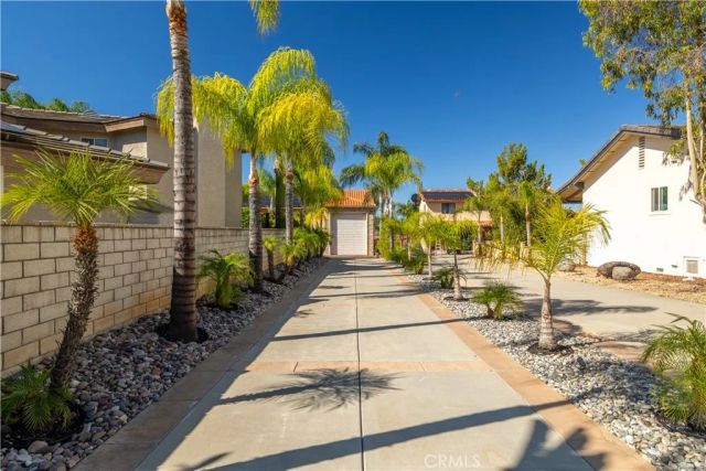 30391 Sparkle Drive, Canyon Lake, CA 92587