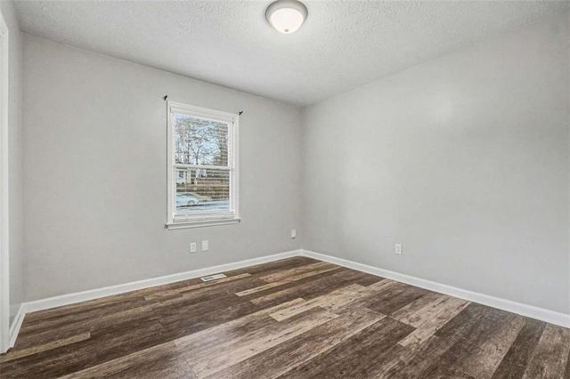 221 S Carroll S Road, Villa Rica, GA 30180