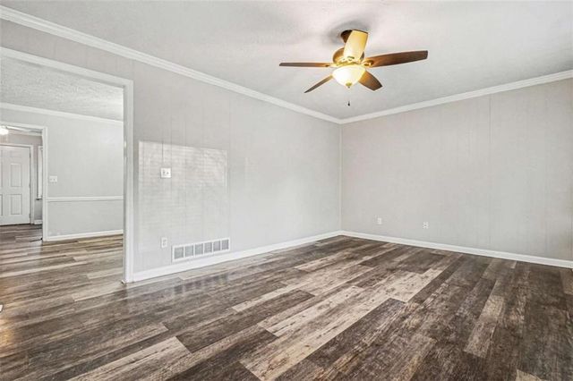 221 S Carroll S Road, Villa Rica, GA 30180