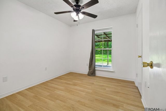11216 Harvest Dr, Greenwell Springs, LA 70739