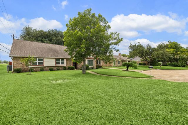 2503 Moss Hill Drive, Houston, TX 77080