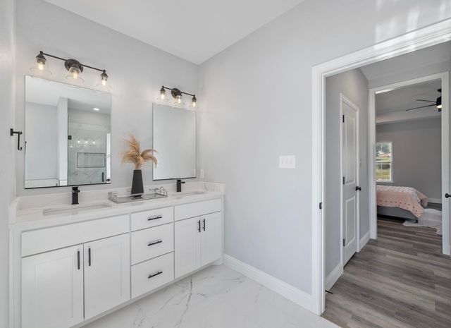 1013 Don Eve Court, Azle, TX 76020