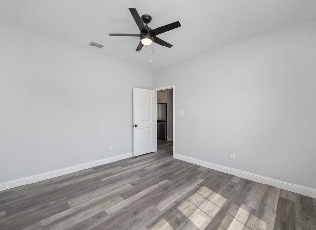 1013 Don Eve Court, Azle, TX 76020