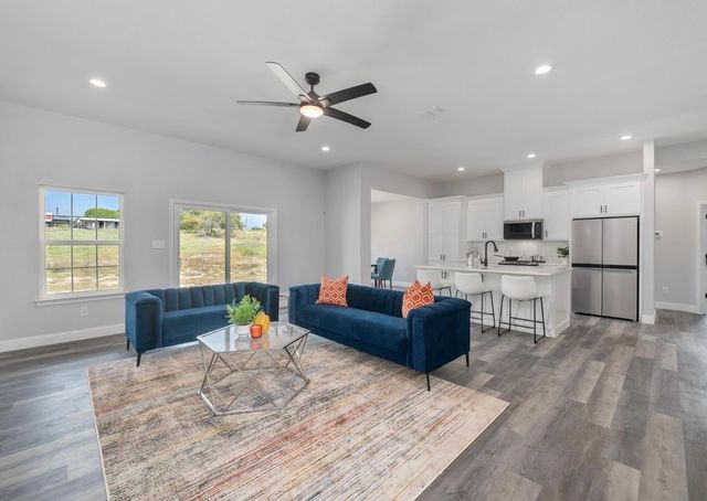 1013 Don Eve Court, Azle, TX 76020