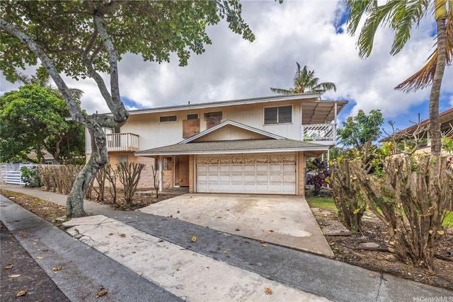 58-41 Kapuai Place, Haleiwa, HI 96712