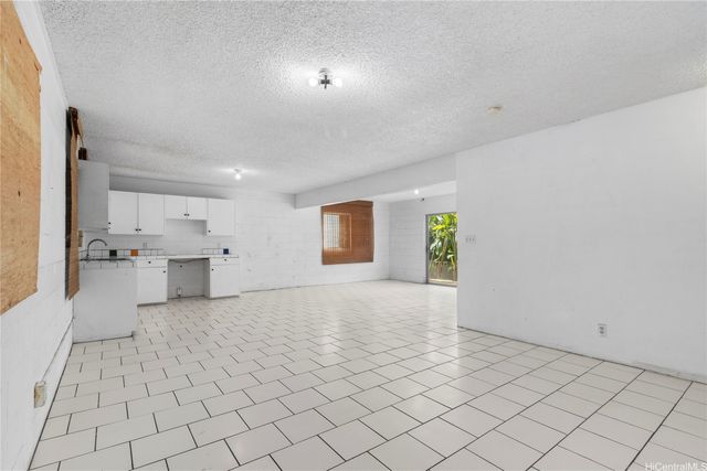 58-41 Kapuai Place, Haleiwa, HI 96712