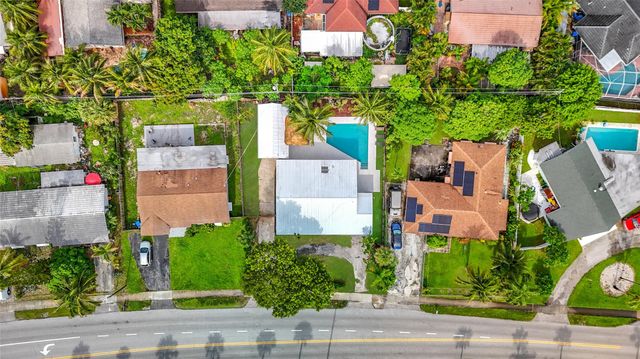 1317 S Broadway, Lantana, FL 33462
