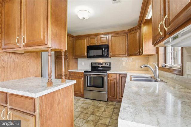 340 SUELINN DRIVE, Chambersburg, PA 17201