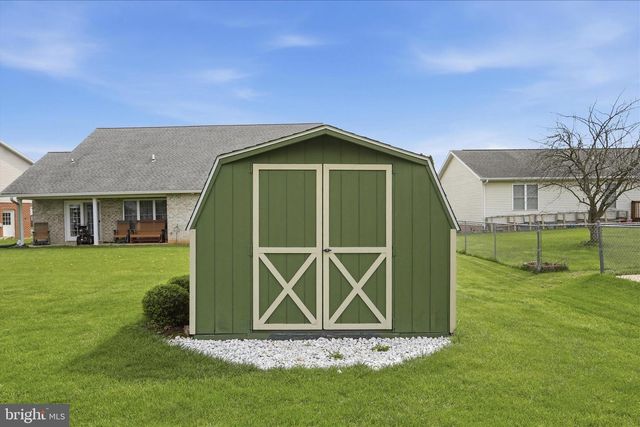 340 SUELINN DRIVE, Chambersburg, PA 17201