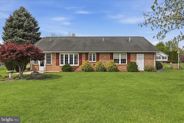 340 SUELINN DRIVE, Chambersburg, PA 17201