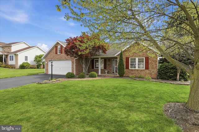 340 SUELINN DRIVE, Chambersburg, PA 17201