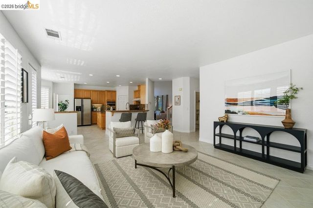 5350 Fernbank Dr, Concord, CA 94521