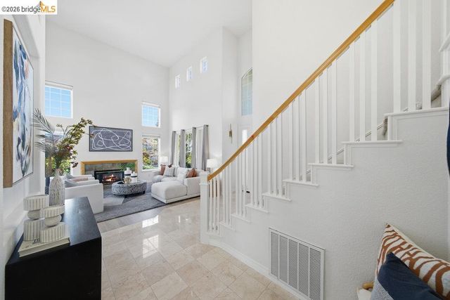5350 Fernbank Dr, Concord, CA 94521