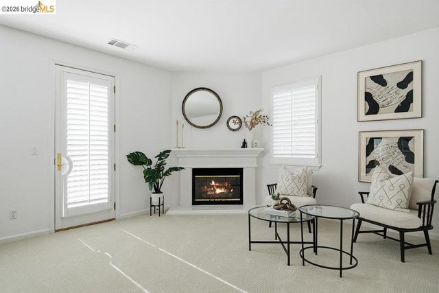 5350 Fernbank Dr, Concord, CA 94521