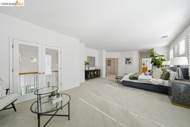 5350 Fernbank Dr, Concord, CA 94521