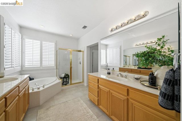 5350 Fernbank Dr, Concord, CA 94521