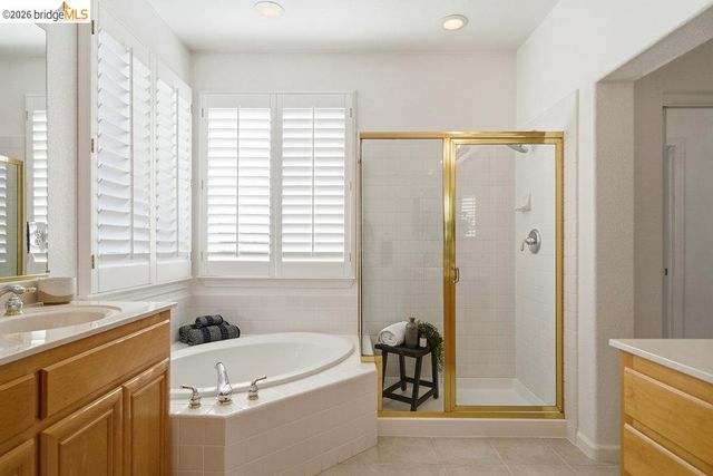 5350 Fernbank Dr, Concord, CA 94521