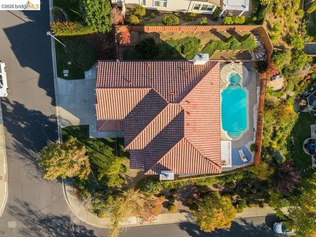 5350 Fernbank Dr, Concord, CA 94521