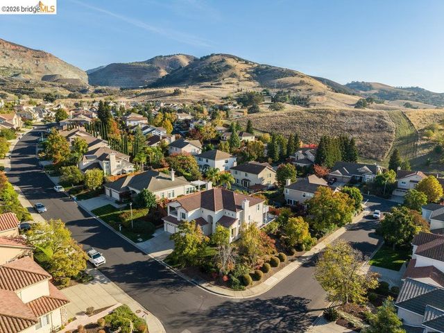 5350 Fernbank Dr, Concord, CA 94521