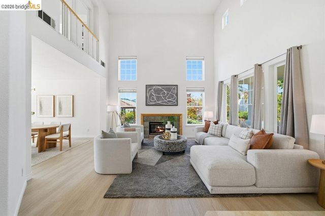 5350 Fernbank Dr, Concord, CA 94521