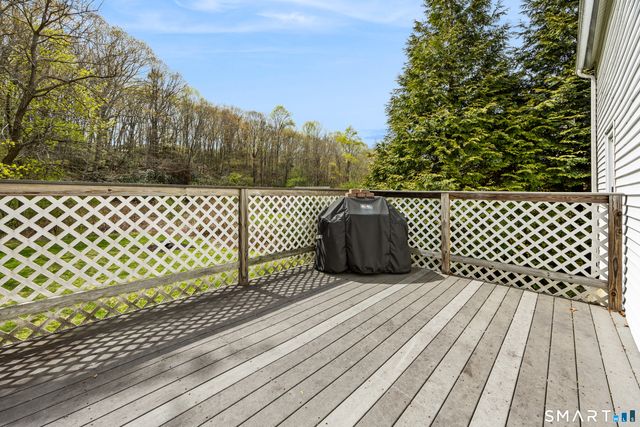 52 Pond Meadow Road, Essex, CT 06442