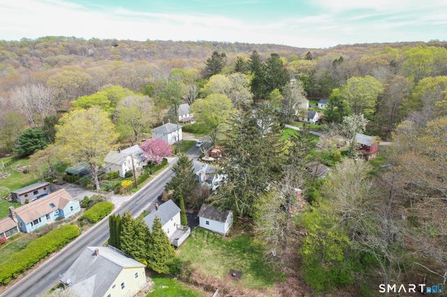 52 Pond Meadow Road, Essex, CT 06442