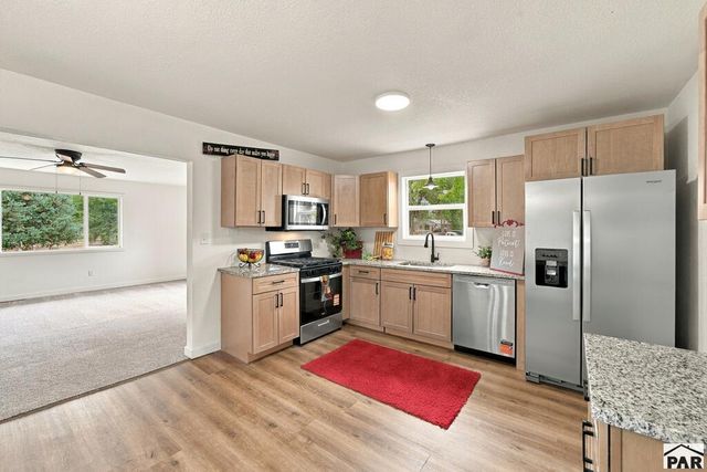 2051 Oriole Rd, Pueblo, CO 81006