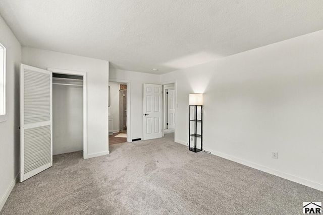 2051 Oriole Rd, Pueblo, CO 81006