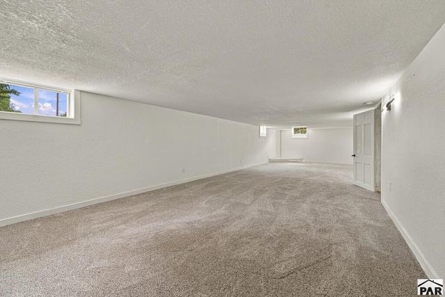 2051 Oriole Rd, Pueblo, CO 81006