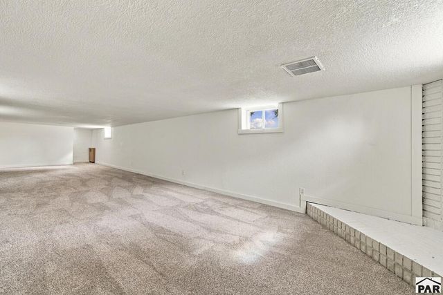 2051 Oriole Rd, Pueblo, CO 81006