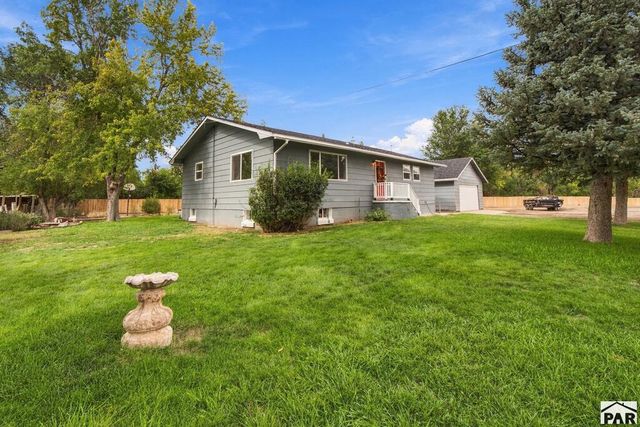 2051 Oriole Rd, Pueblo, CO 81006